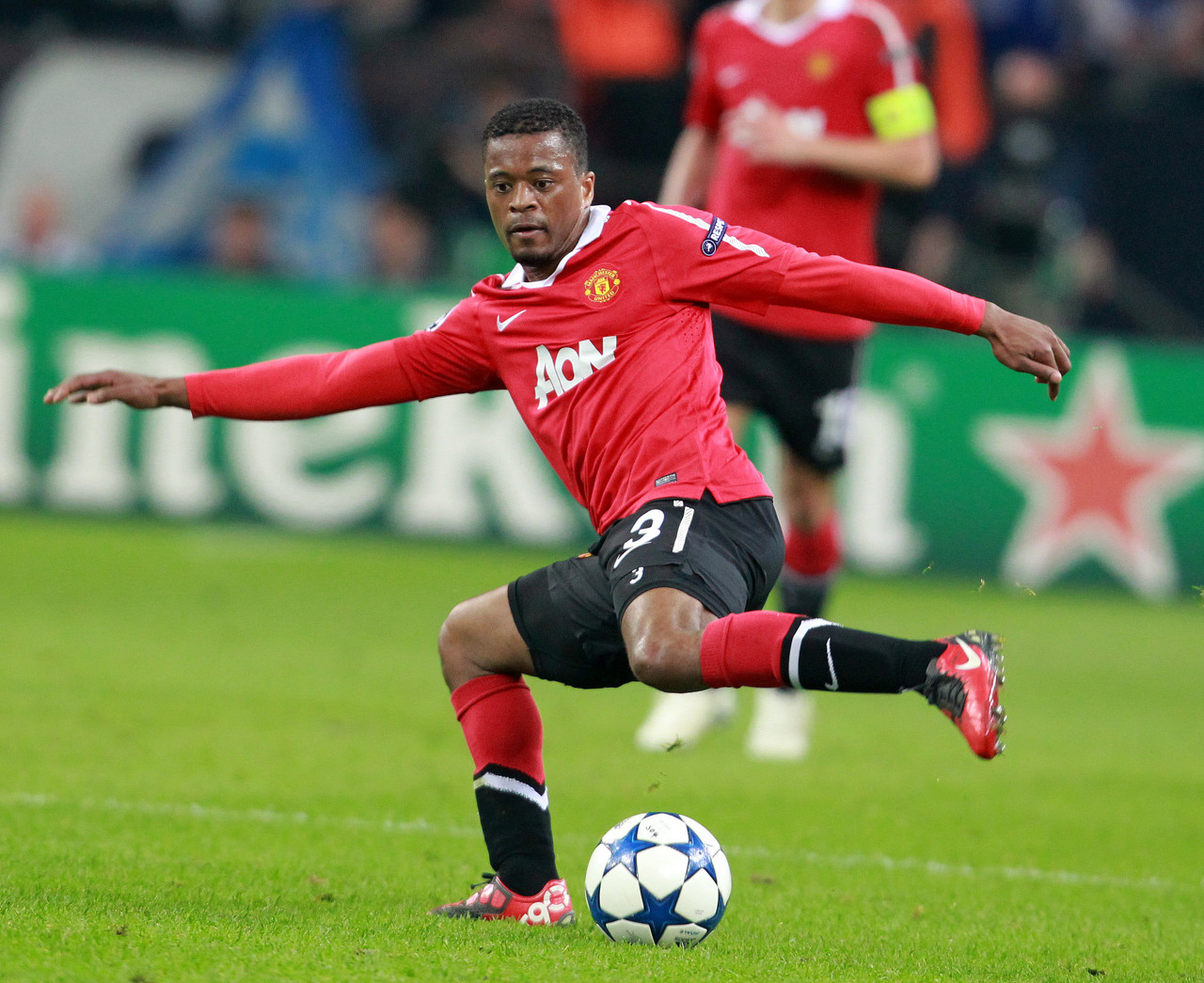 让他们在空 让他们在空