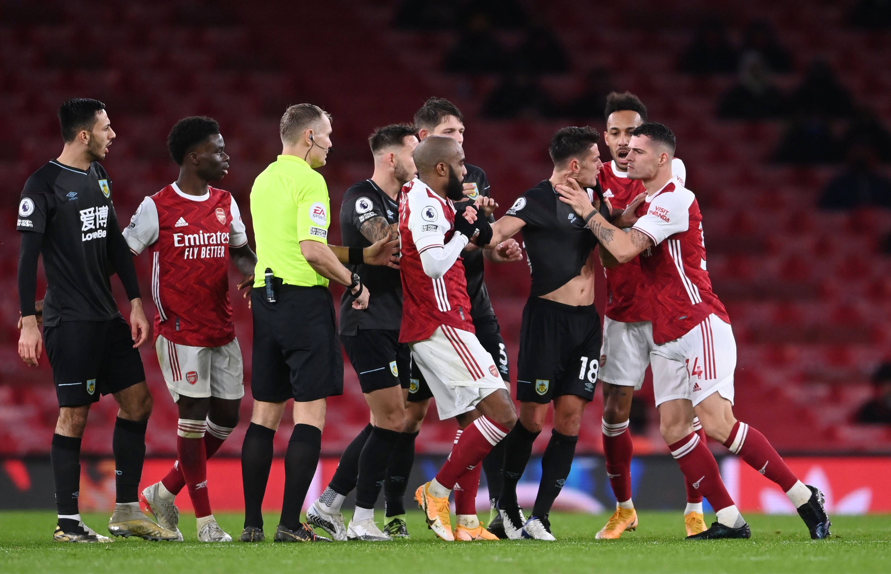 执教球队三年两进季后赛！队记：青岛男篮已经和刘维伟完成续约